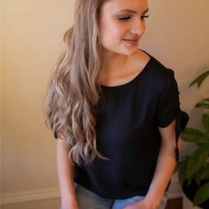 Knotted Short Sleeve Top